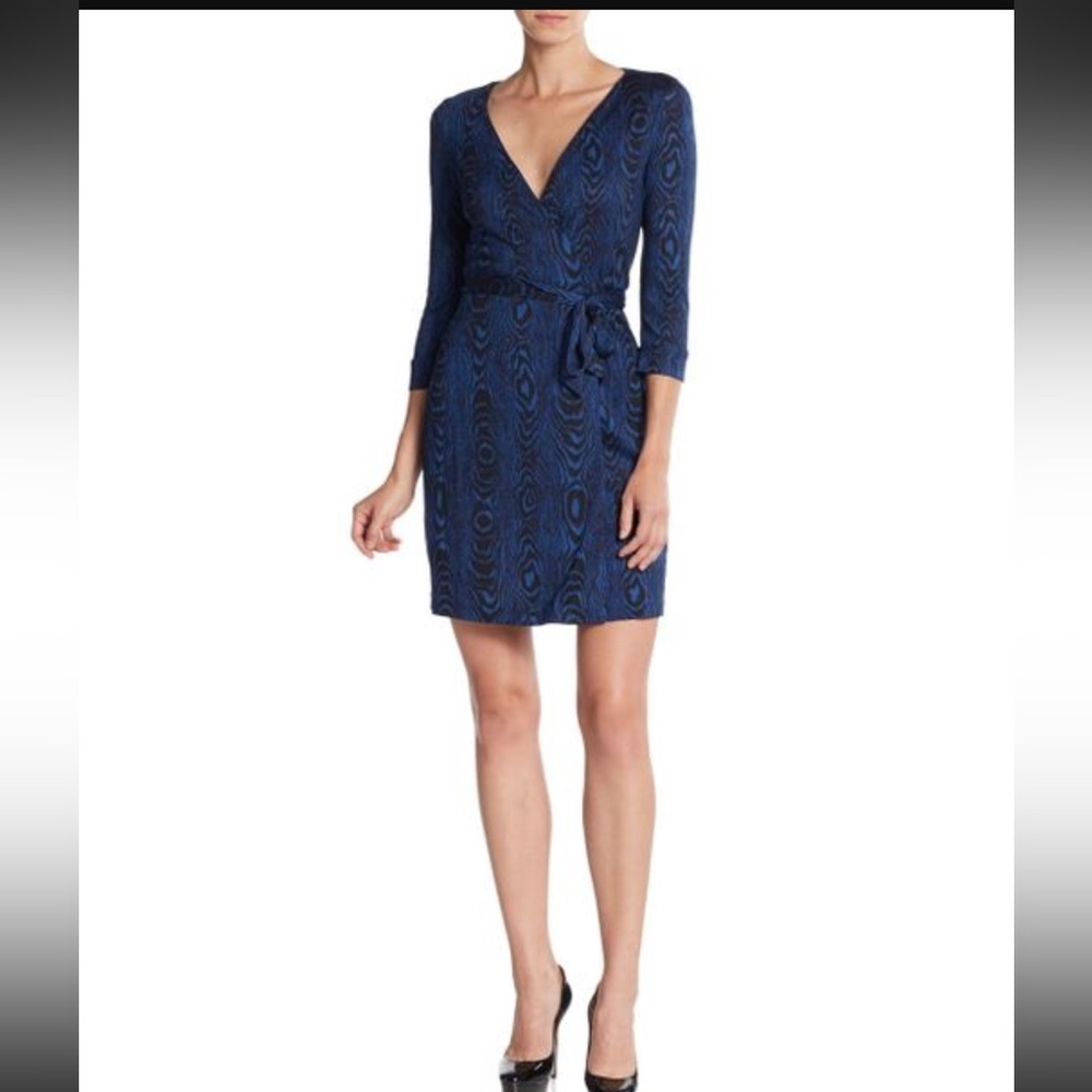 Diane von Furstenberg Mini Wrap Dress Sz 6